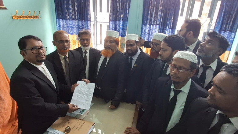 চাঁদপুর জেলা আইনজীবী সমিতি নির্বাচন বয়কট করল জামায়...