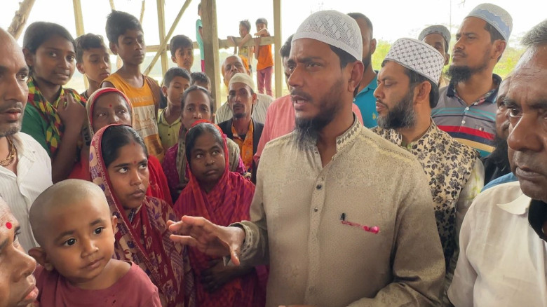 বাউফলে দুর্বৃত্তদের মন্দির ভাংচুর, পরিদর্শনে সংদস্...