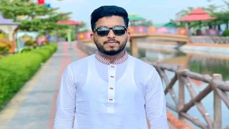 চুয়াডাঙ্গার শিয়ালমারীতে ট্রাক্টর- মোটরসাইকেল সংঘর্...