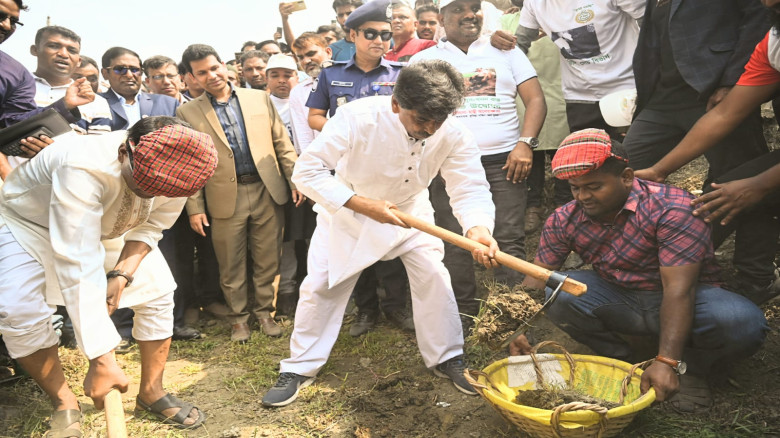 নির্বাচনী প্রতিশ্রুতি বাস্তবায়নে কাজ শুরু করেছে বি...