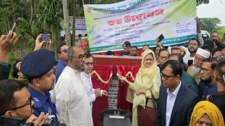 ওসমানীনগরে ৩টি খালের পুঃণ খননের উদ্বোধন...