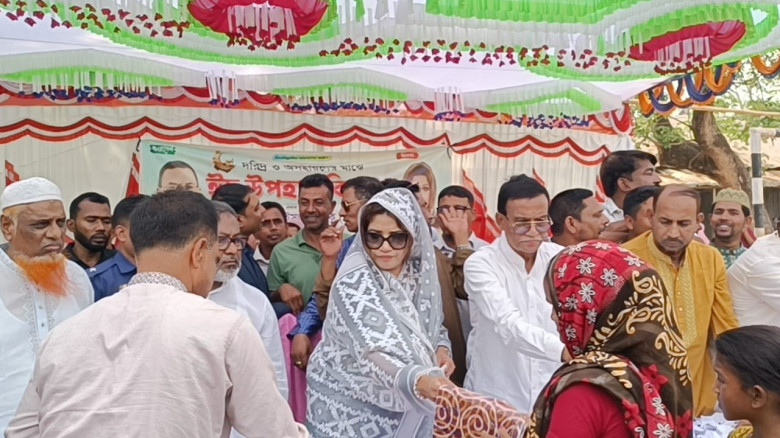 নির্বিঘ্নে ঘরে ফেরা নিশ্চিত করতে সরকার সচেষ্ট: শাম...