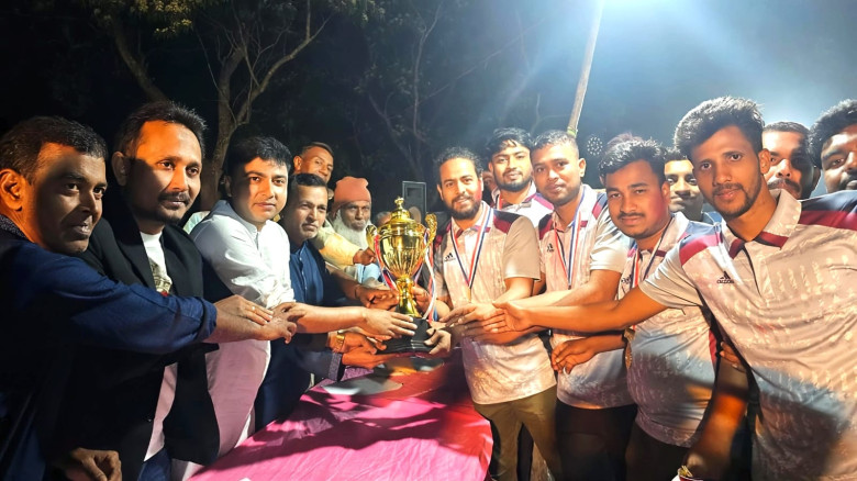 উৎসবমুখর পরিবেশে ভালকুটিয়ায় নাইট শর্ট পিচ ক্রিকে...