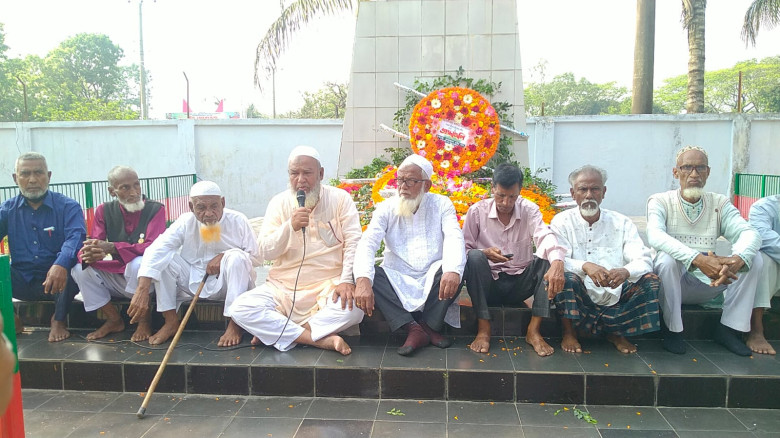 হালুয়াঘাটে মুক্তিযুদ্ধাদের স্বাধীনতা দিবস অনুষ্ঠান...