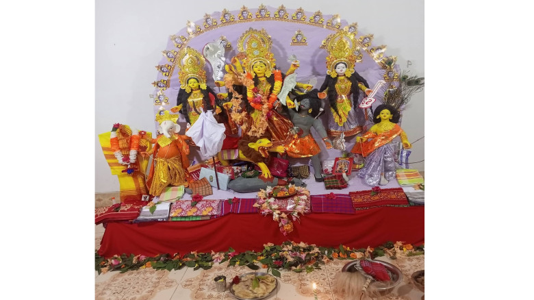 চুনারুঘাটে বড়াইল আখড়ায় বাসন্তী পূজা অনুষ্ঠিত...