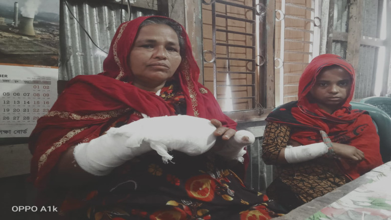 আমতলীতে তালাক দেয়া স্ত্রীর জামাই কতৃক শাশুড়িকে কুপ...
