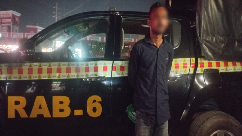 খুলনায় দস্যুতা মামলার পলাতক আসামি শাওন গ্রেফতার...