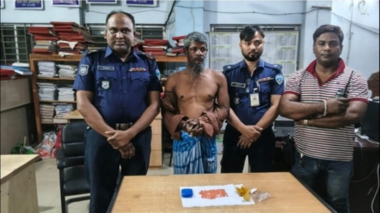 কসবায় পৃথক অভিযানে ইয়াবা ও গাঁজাসহ ৩ মাদককারবারী ...