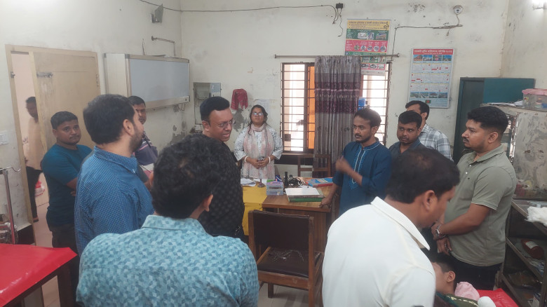 কালকিনি হাসপাতাল আকস্মিক পরিদর্শন করলেন সিভিল সার্...