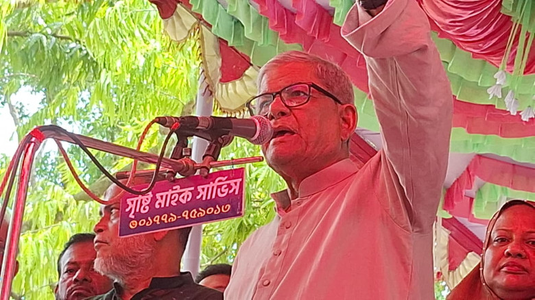 মুক্তিযুদ্ধের সময় শেখ মুজিব বন্দি হয়ে পাকিস্তানে...