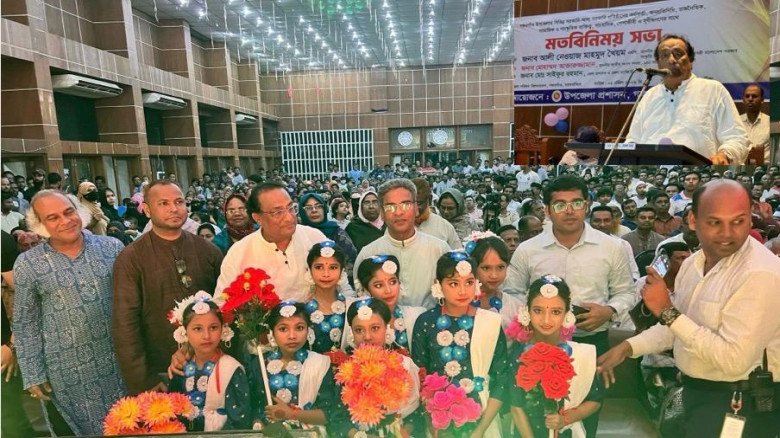 আমাদের দায়িত্ব পালন করতে হবে অত‍্যন্ত দ্বায়িত্বশী...