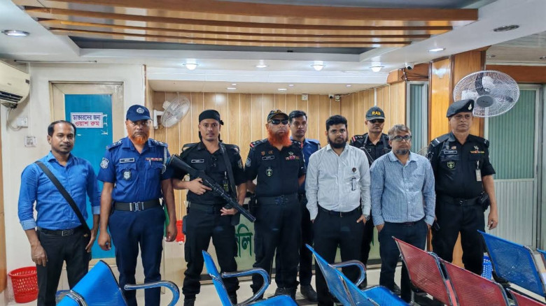 নারায়ণগঞ্জে ৩  ডায়াগনস্টিক সেন্টারকে ৫ লাখ টাকা জ...