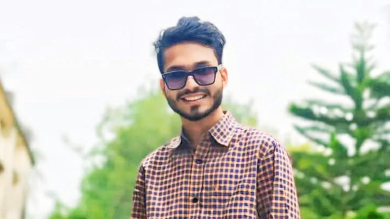 প্রেমিকার বাড়িতে গিয়ে আটক যুবক, থানায় এসে আরেক তরু...