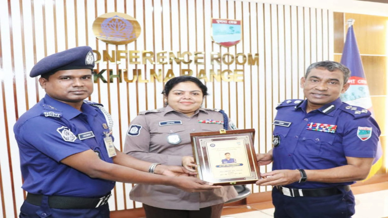 মস্তকবিহীন লাশের রহস্য উদঘাটন: পিবিআই কর্মকর্তাকে ...