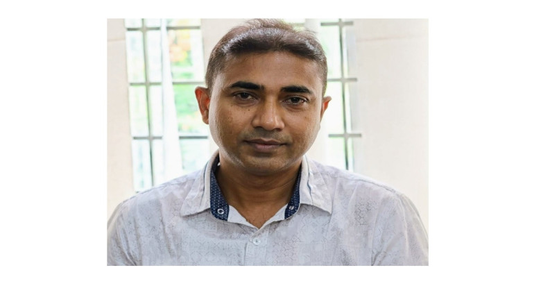 মামলাপ্রত্যাহারে রাজি না হওয়ায় ভাঙচুর মামলায় গ্রেপ...