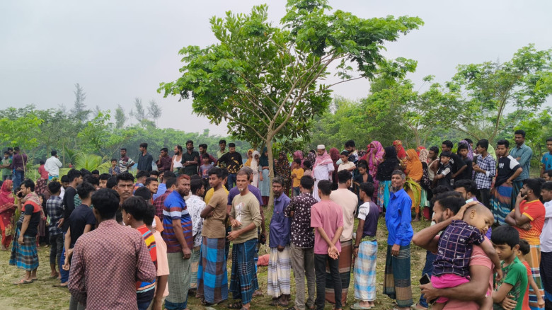 পাওনা টাকা দেওয়ার কথা বলে গভীররাতে অটোরিকশা চালককে...