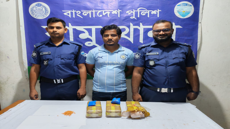 রামু থানা পুলিশের অভিযানে ৩০ হাজার ইয়াবা উদ্ধার, গ...