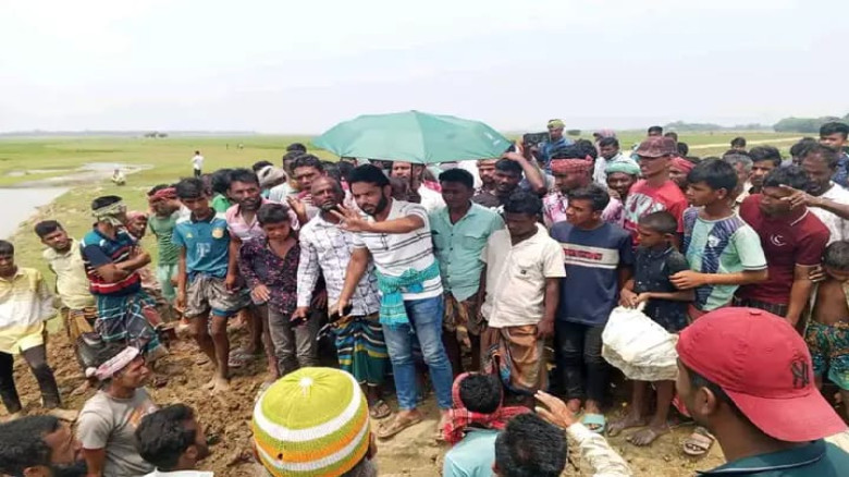 ধর্মপাশার হাওরে জলাবদ্ধতা দূর করতে বাঁধ কেটে বিপাক...