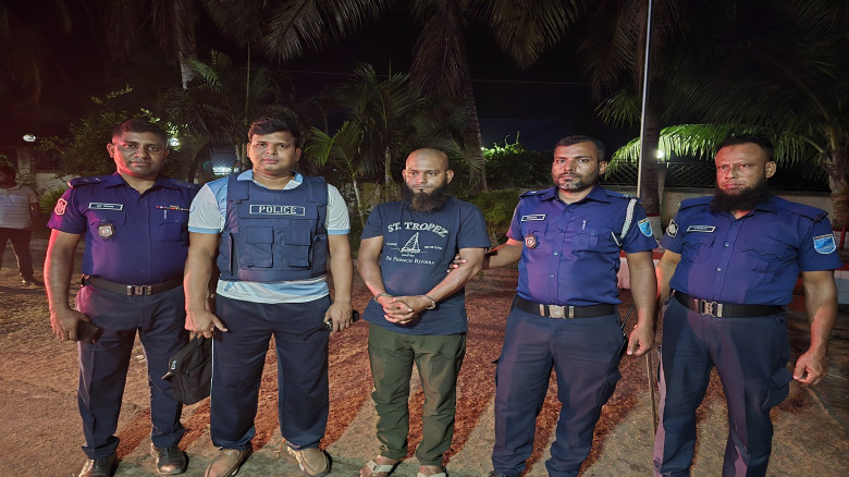 ​১০২০৫ পিচ ইয়াবা, ২ কেজি গাঁজা ৪২৬৮০০ টাকাসহ মাদক...