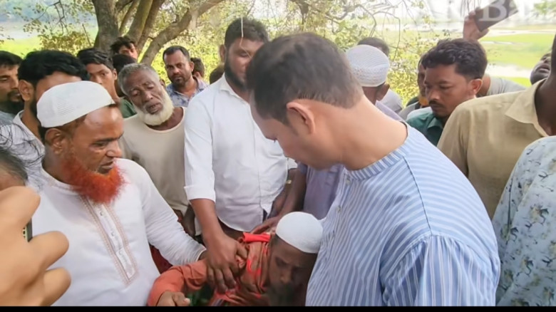নিহত আরমানের পরিবারের খোঁজ খবর নিতে ছুটে এলেন এমপি...