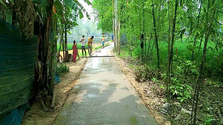 ঝিনাইগাতীতে বাকি রাস্তার অংশটুকো করার দাবি এলাকাবা...