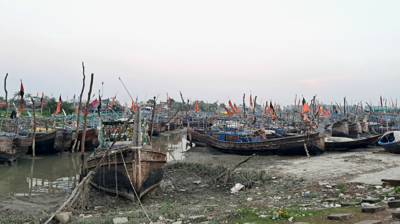 সাগরে ৫৮দিনের মাছ ধরায় নিষেধাজ্ঞা...