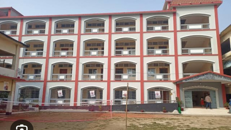 আখাউড়ায় সহকারী প্রধান শিক্ষকের বিরুদ্ধে ১৮ শিক্ষক ...