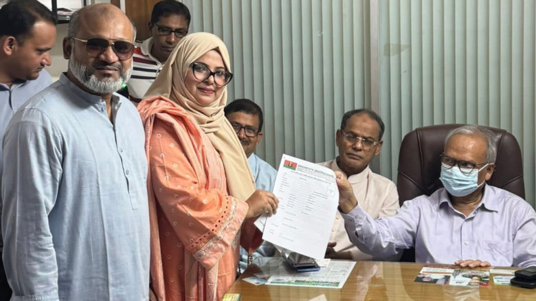 মানুষের পাশে দাঁড়ানোর প্রত্যয় নিয়ে বিএনপির মনোনয়নপ...