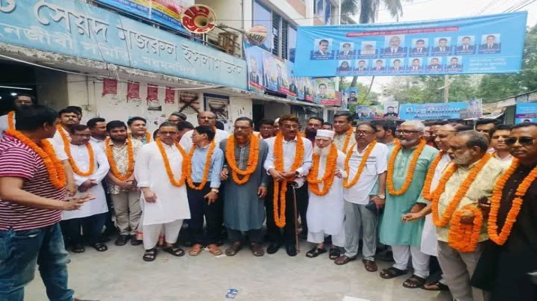 ময়মনসিংহ আইনজীবী সমিতির নির্বাচনে বিএনপিপন্থী নিরঙ...