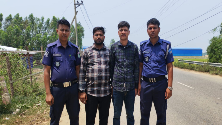 বাঁশখালীতে ইয়াবাসহ দুই মাদক কারবারি গ্রেফতার...