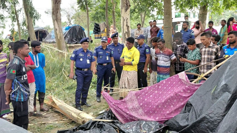কালবৈশাখী ঝড়ে গাছ ভেঙে পড়ে অন্ত:সত্ত্বা নারীর মৃত...