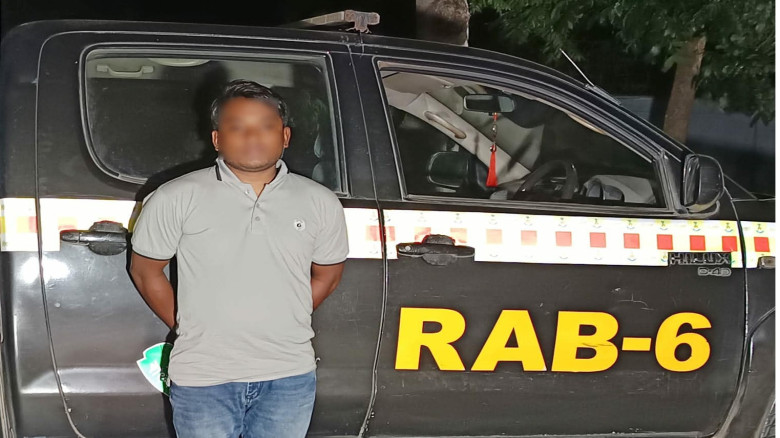 খুলনায় তাঁতিদল নেতা হত্যা মামলায় রনি গ্রেপ্তার...