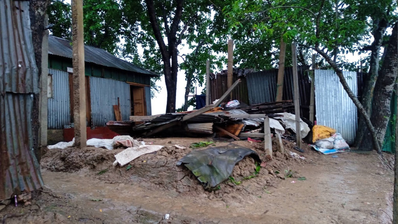 চুনারুঘাটে কাল বৈশাখী ঝড়ে ফসলসহ ব্যাপক ক্ষয়ক্ষতি...