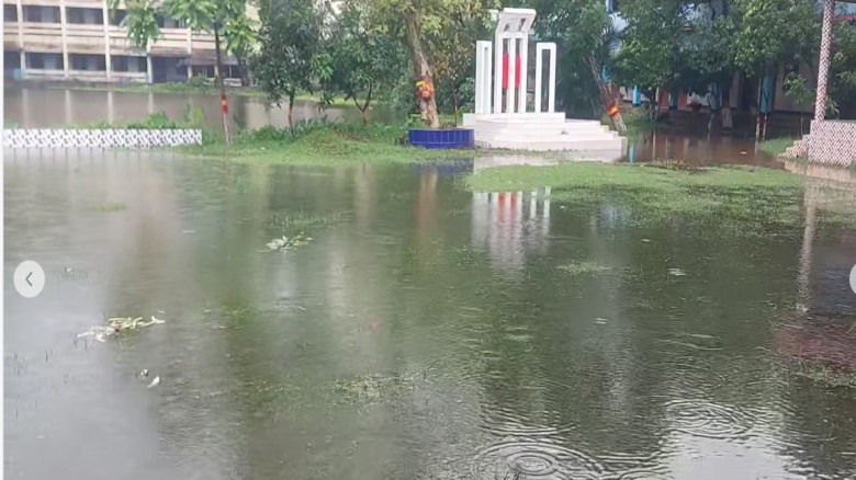 বৃষ্টিতে ডুবে শায়েস্তানগর-অনন্তপুর, শিক্ষা প্রতিষ্...