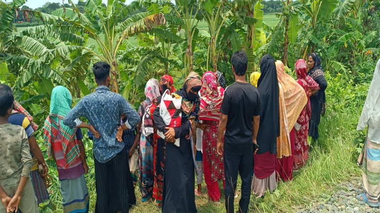ফরিদপুরে কলা বাগান থেকে নিখোঁজ শিশুর গলিত লাশ উদ্ধ...