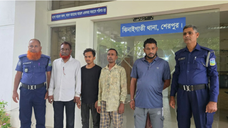 শেরপুরে  ইউপি সদস্যসহ ৪ মাদক কারবারি গ্রেফতার...
