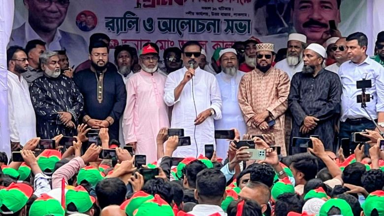 লাকসামে আন্তর্জাতিক শ্রমিক দিবস পালিত...