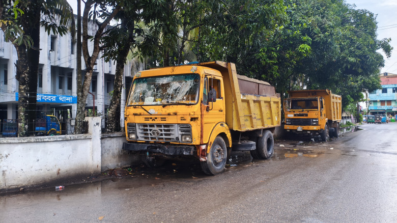 সুবর্ণচরে  বেপরোয়া ড্রামট্রাকের চাপায় শিশুর মর্মান...