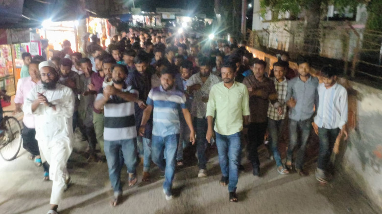 তারেক রহমানকে ধন্যবাদ জানিয়ে নাজিরপুরে ছাত্রদলের আ...