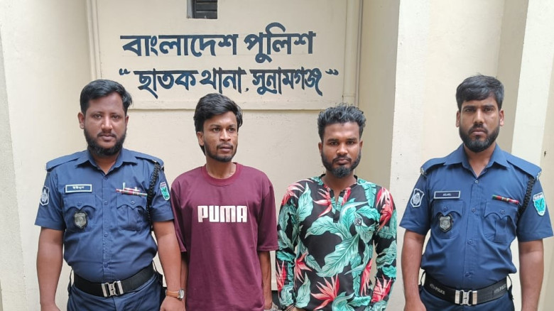 বিশেষ অভিযানে ইয়াবা ও বিদেশি মদসহ গ্রেফতার ২...