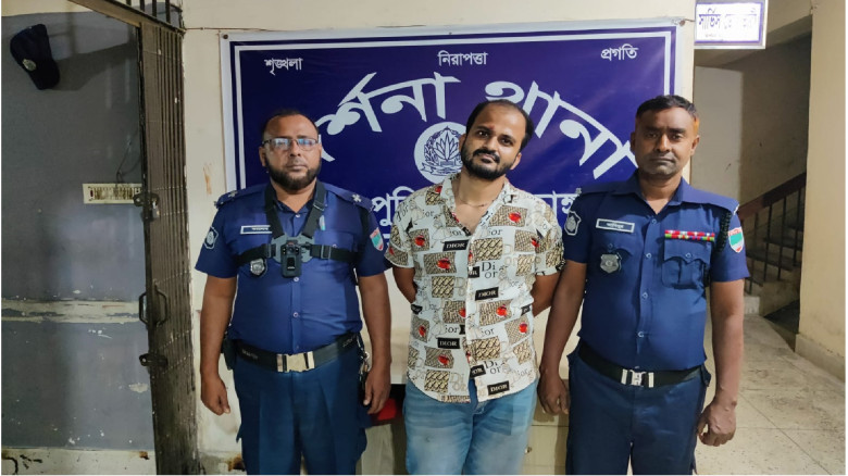 দর্শনায় ১ ডজন মামলার’ পলাতক শীর্ষ সন্ত্রাসী রাশেদ ...