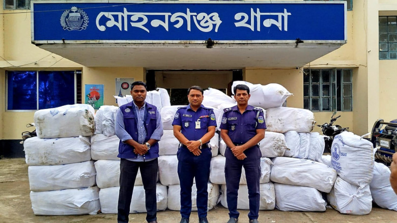 নেত্রকোণায় গোপন অভিযানে ধরা পড়ল চায়না দুয়ারি জালের...