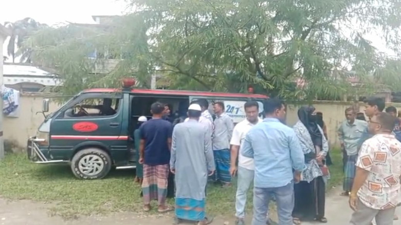 লালমোহনে জমিজমা বিরোধকে কেন্দ্র করে দুপক্ষের সংঘর্...