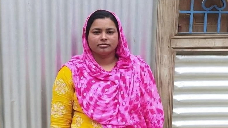লেবাননে বিমান হামলায় নিহত দিপালীর মরদেহ গ্রামে পৌঁ...