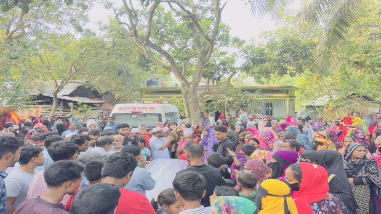 দাদা-দাদির কবরের পাশেই চিরনিদ্রায় শায়িত মেধাবী শিক...
