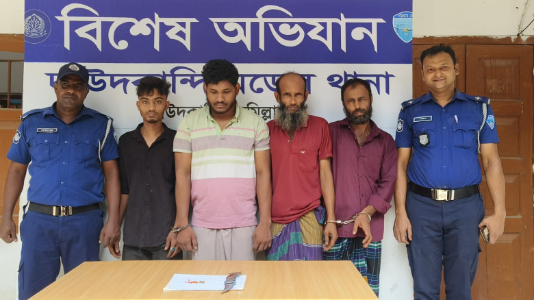 দাউদকান্দিতে ডাকাত, চোর ও মাদক কারবারিসহ গ্রেপ্তার...
