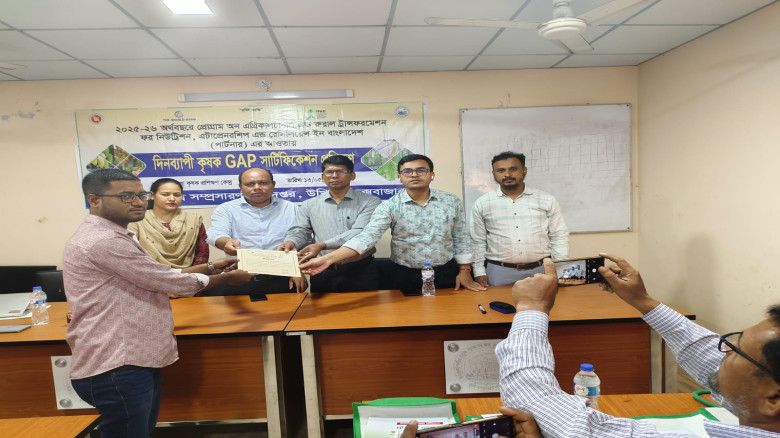 উখিয়ায় উন্নত চাষাবাদ বিষয়ক  প্রশিক্ষণ কর্মশালা অনু...