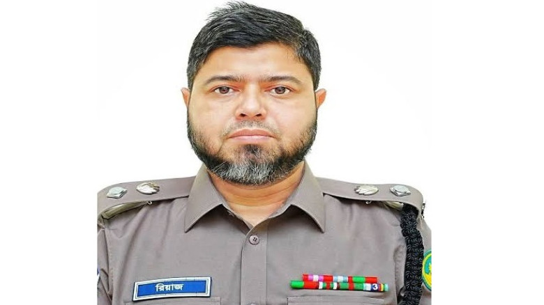 যোগদানের ১০ দিনের মাথায় মৌলভীবাজারের পুলিশ সুপার র...
