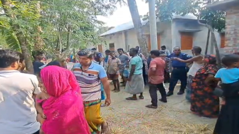 নাটোরে স্বামীকে গলা কেটে হত্যা, স্ত্রী আটক...
