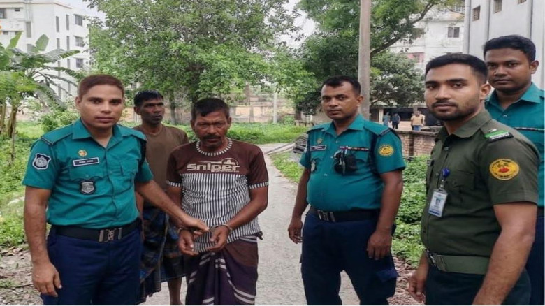 রুয়েটে চুরি করতে গিয়ে চোর আটক...